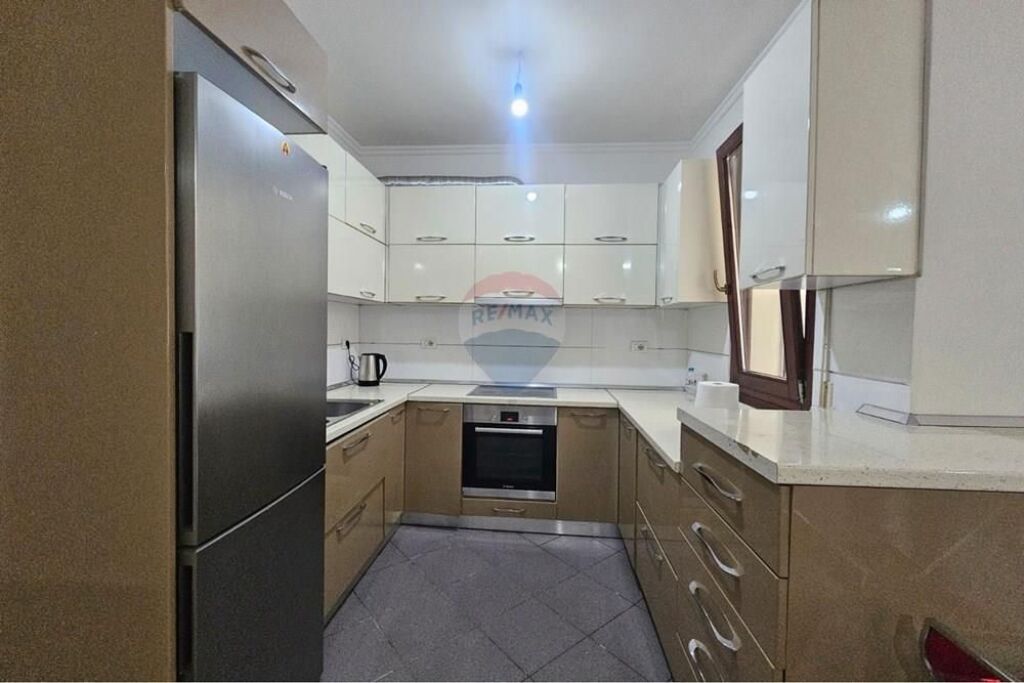 Apartament 1+1 per qira tek Kopshti Botanik!