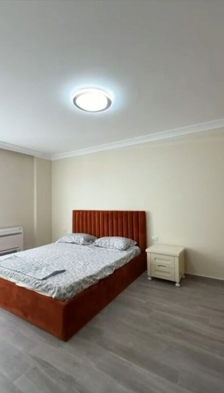 🏢Ne fund te Rruges 5 Maji, jepet me qera apartament,1+1,i mobiluar  450Euro