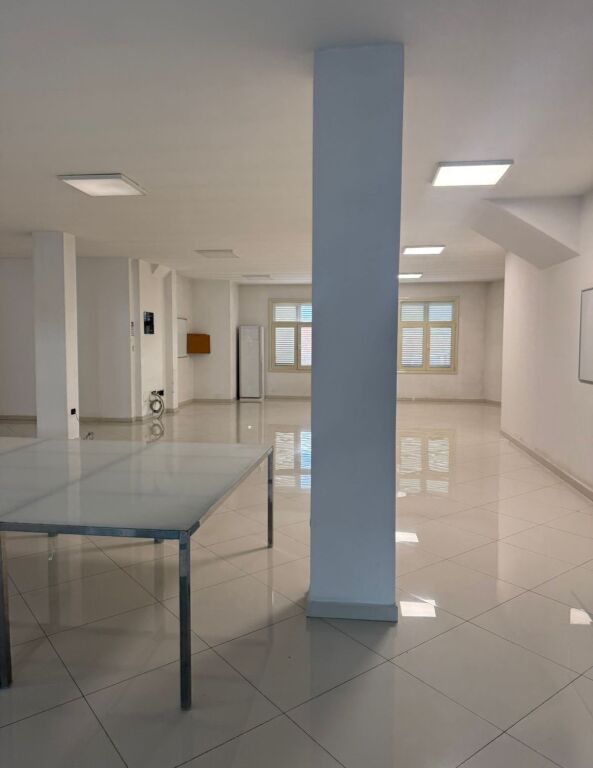 GODINË 5-KATËSHE ME QERA “LAPRAK” 15.000 EURO