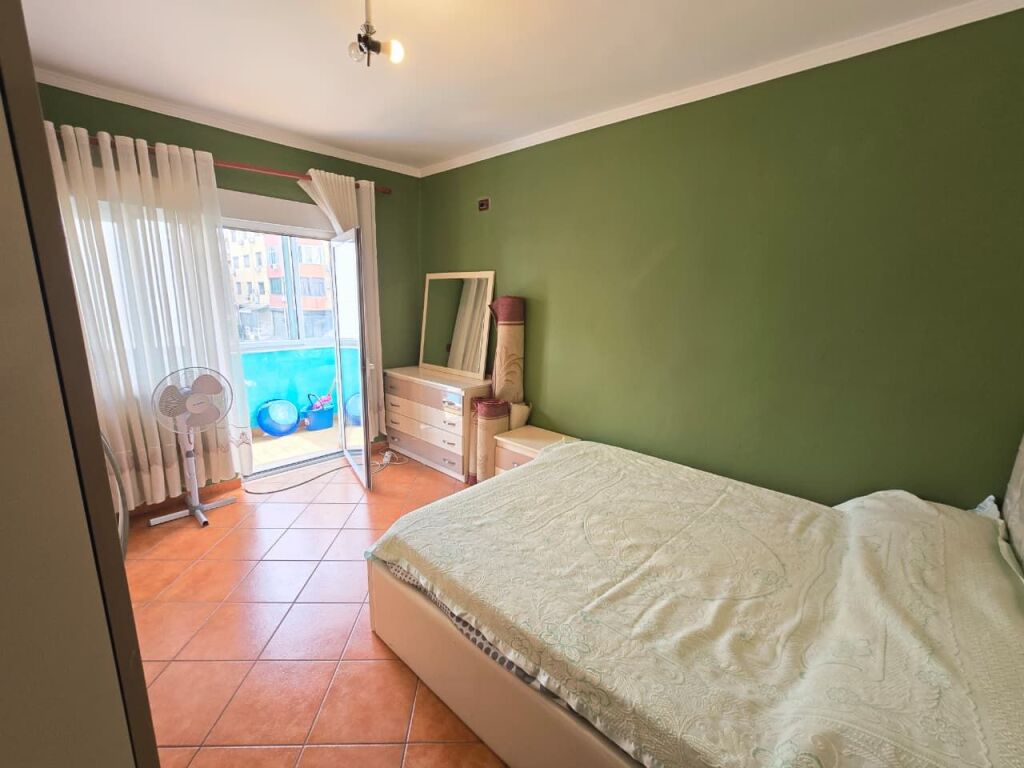 🏡 JEPET ME QERA APARTAMENT 1+1 – RR. FERIT XHAJKO (PËRBALLË TREGUT TË MEDRESESË) 🏡