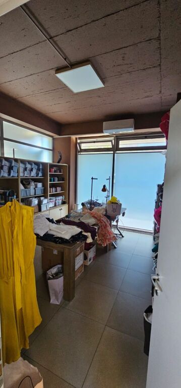 SHITET AMBIENT BIZNESI 100 M2 200.000 EURO PRAN KOLEGJIT ENEIDA