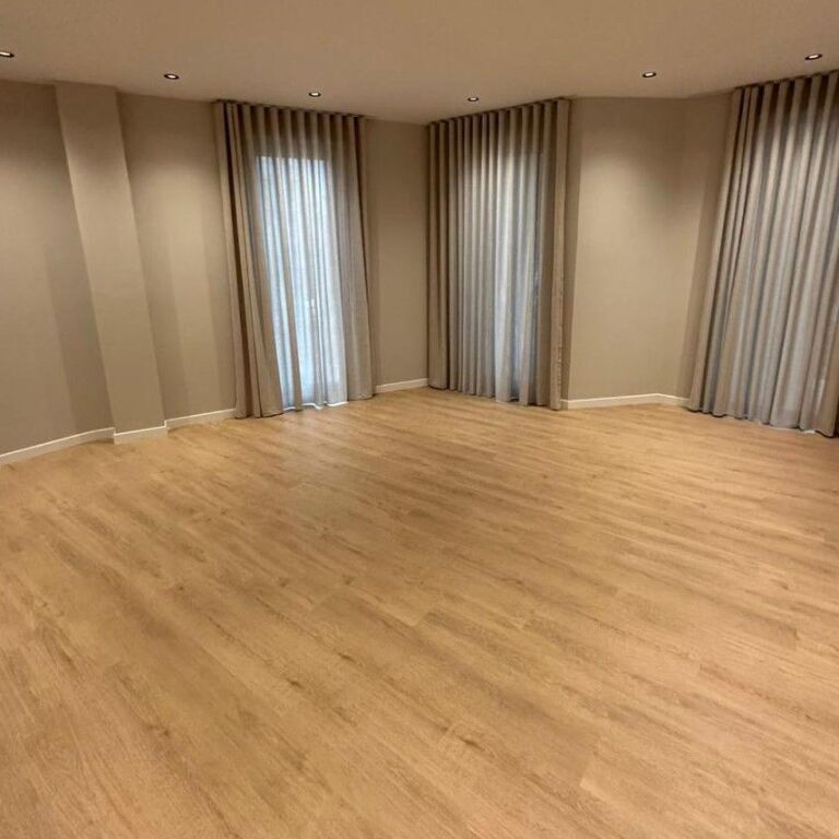 🏛️✨ Vilë Luksoze me Qira – Rezidenca “Green Valley”, Liqeni i Thatë ✨🏛️