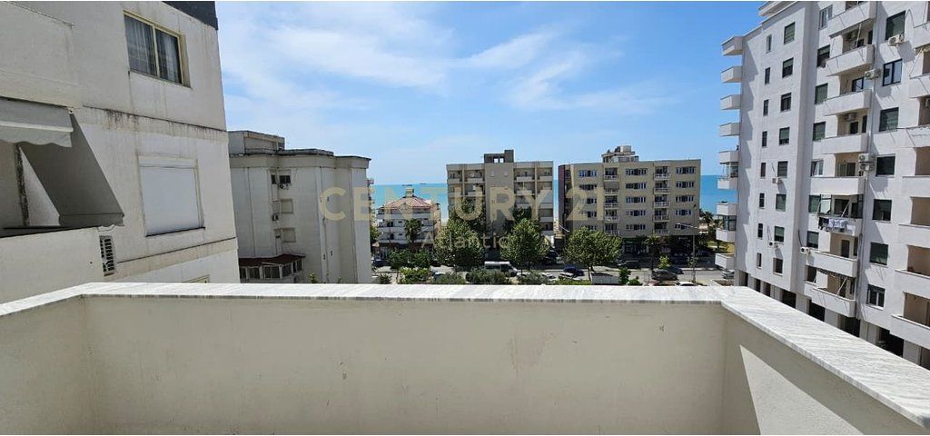 Apartament 1+1 në shitje në Plazh, Durrës - 110000€ 
