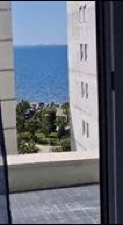 Shengjin shitet banes me pamje deti.