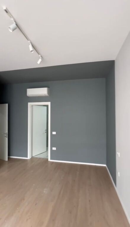 Apartment 3+1+2 for sale in Komuna e Parisit