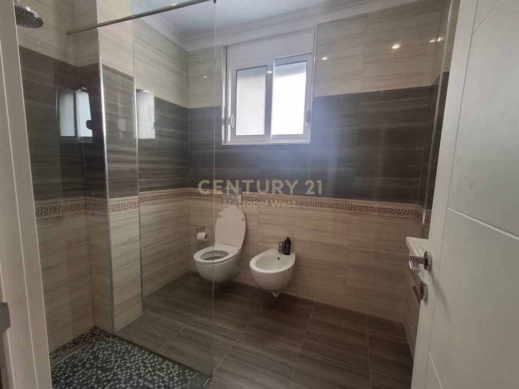 Jepet me Qira Apartament 2+1+Ballkon – tek Shkolla e Baletit