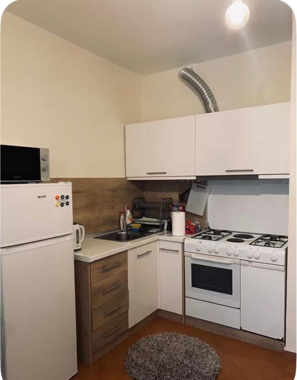 Studio apartment for rent near Elbasanit Street (ID BG171) Tirana