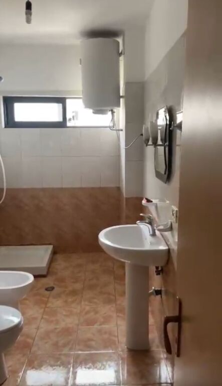 HOUSE FOR RENT - AT 21 DHJETORI, St, Shefqet Masarai