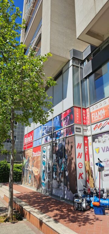 SHITET AMBIENT BIZNESI 100 M2 200.000 EURO PRAN KOLEGJIT ENEIDA