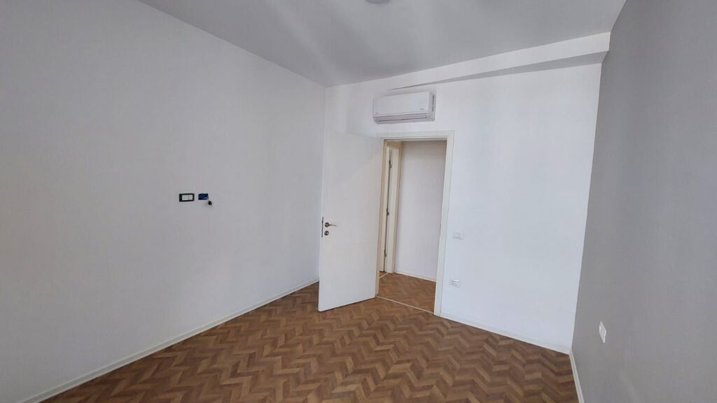 Office for rent at the Paris Municipality