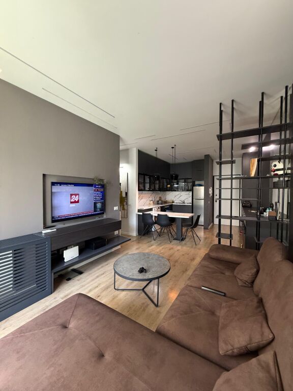 Apartament 2+1 per shitje tek Rruga e Kosovareve.