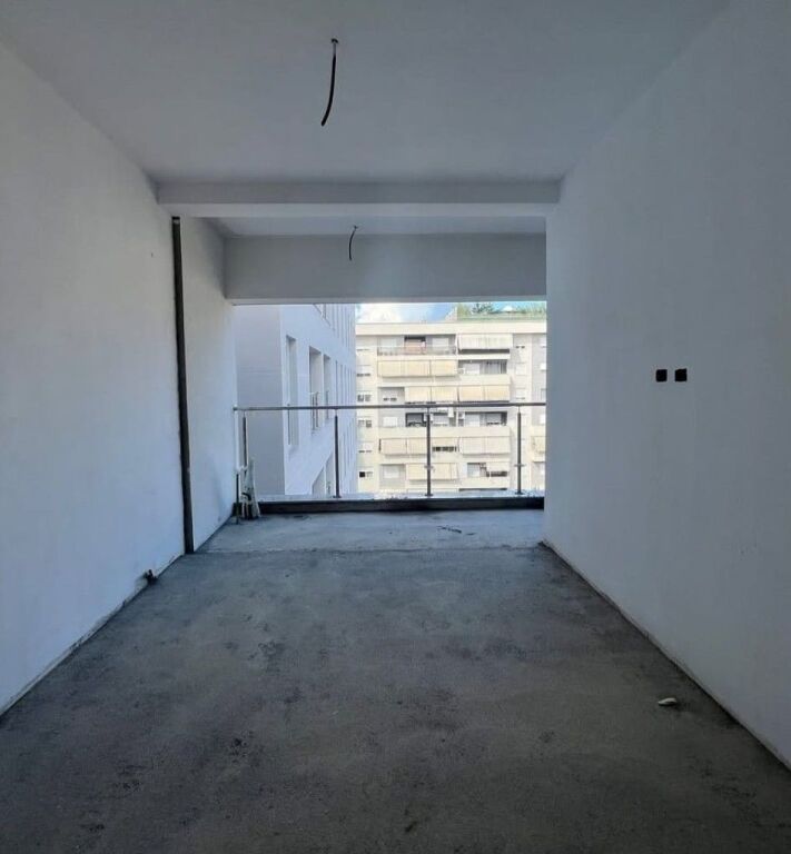 🌃Shitet apartament 2+1 te Komuna Parisit, prane Kika 2❗