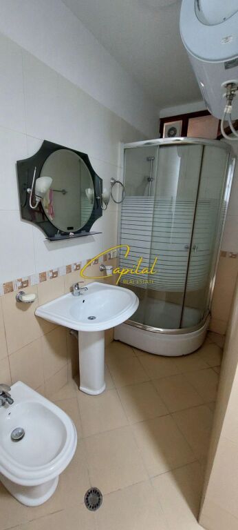 APARTAMENT ME QIRA 1+1 PAZARI I RI 40.000 LEKE