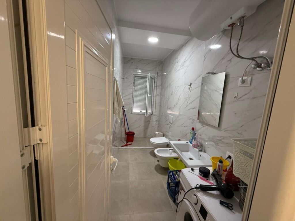 Shitet apartment 1+1 ne golem