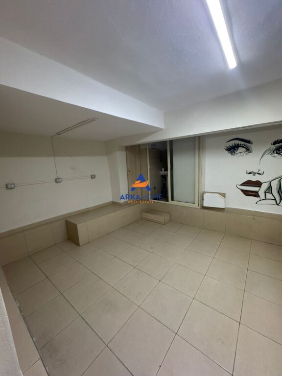 PREMISES FOR RENT 16M2 " VASIL SHANTO " 262 EURO