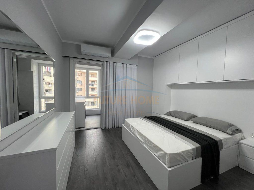 Qera, Apartament 2+1+ Post parkimi, Usluga, Stacioni i Trenit, Tiranë