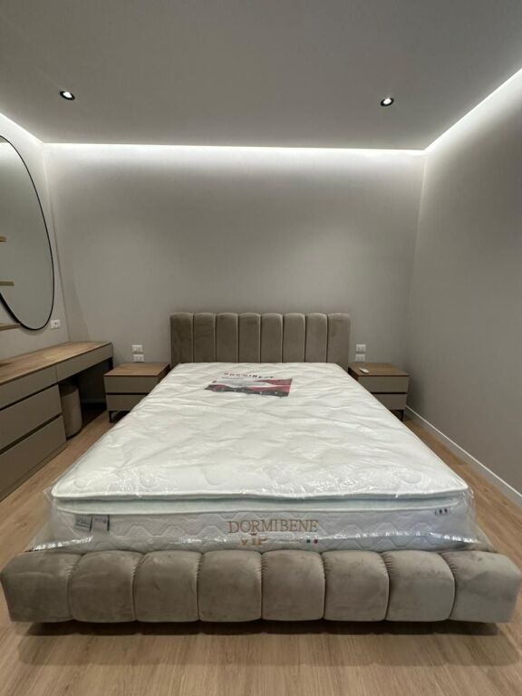 VILE 3 KATESHE PER QERA TEK LIQENI I THATE