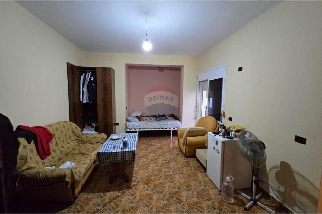 🌊 STUDIO APARTMENT FOR SALE – LUNGOMARE, VLORË