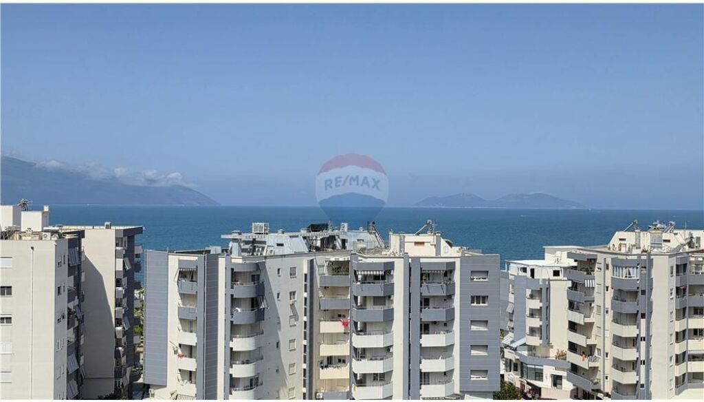 🌊 APARTAMENT LUKSOZ 1+1 NË SHITJE – LUNGOMARE, VLORË 🏖️