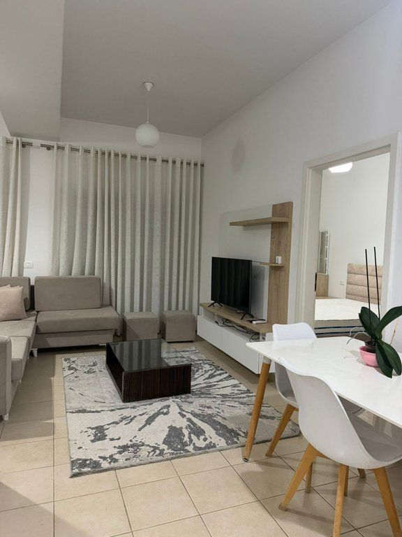 Appartamento 1+1 in Affitto a Ali Demi, Tirana - 450€ | 62 m²