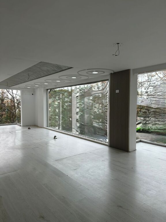 Business premises for rent – 21 December !