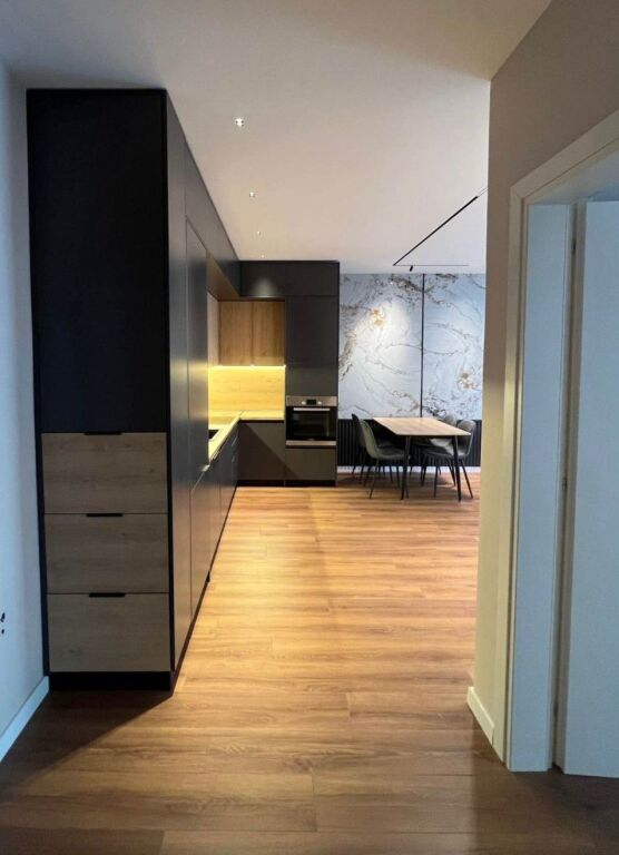 🏡 Shitet Apartament 1+1 + Parkim – Rruga Jordan Misja ✨