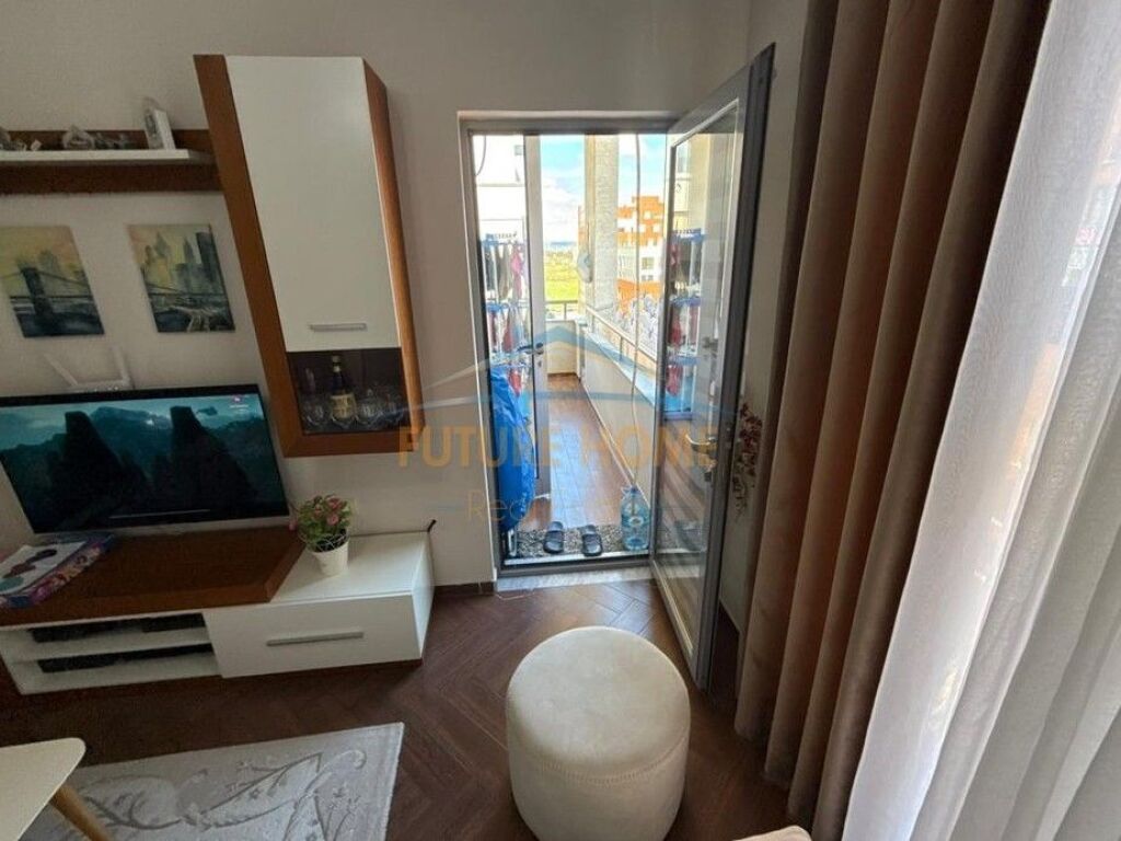 Shitet, Apartament 1+1, Unaza e Re, Tiranë