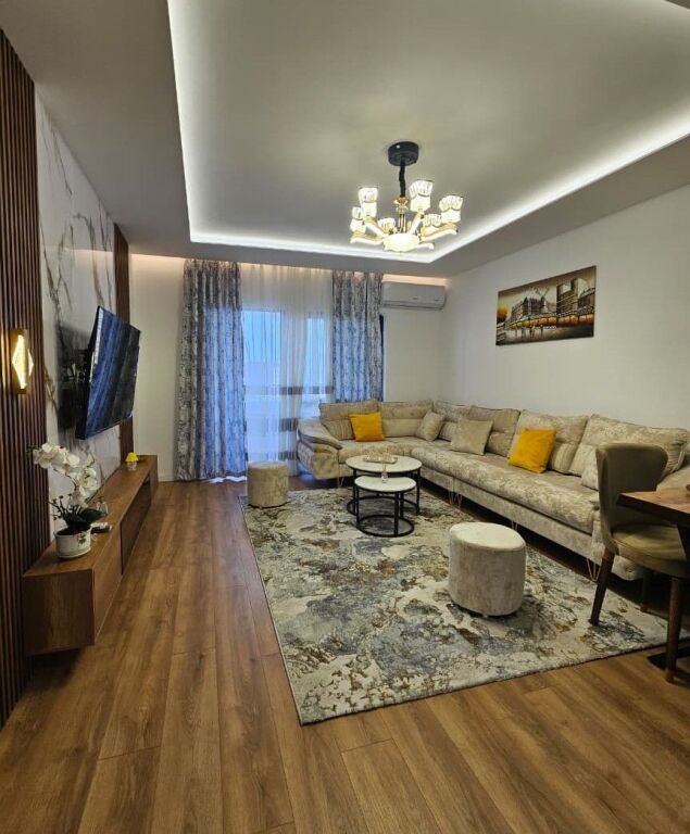 Shitet apartament 2+1+2 tek Pallati me Shigjeta
