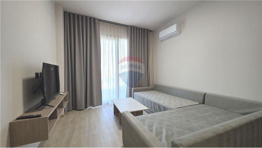 🌊 APARTAMENT LUKSOZ 1+1 NË SHITJE – LUNGOMARE, VLORË 🏖️