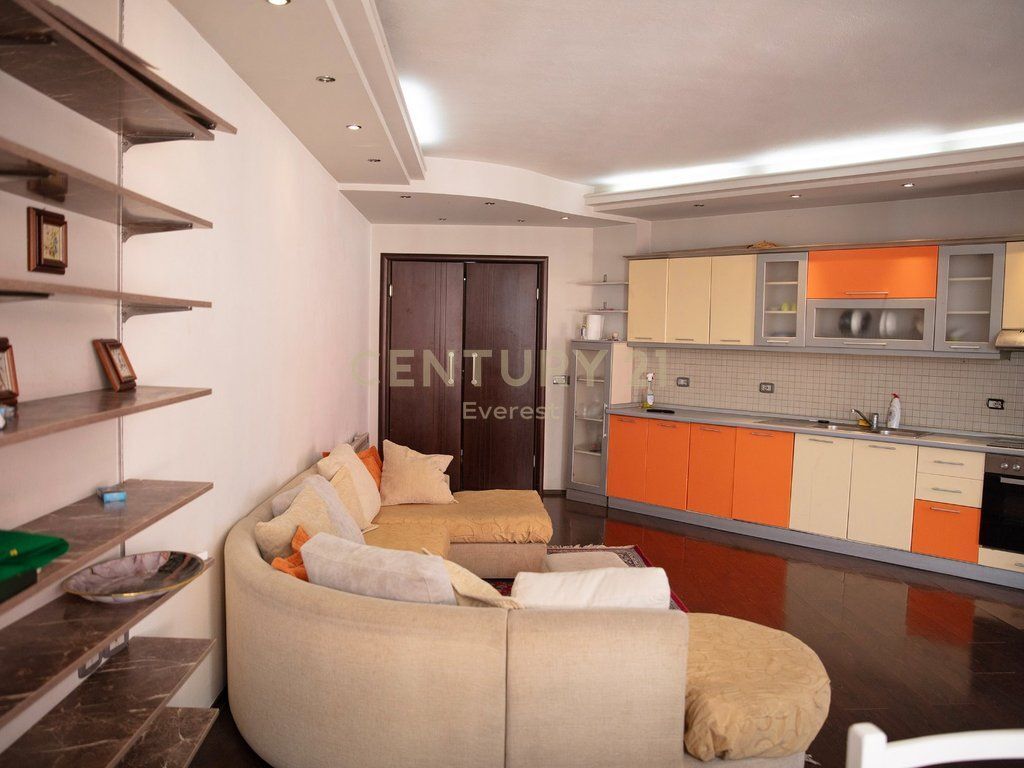 RRAPO HEKALI, SHESIM APARTAMENT 2+1