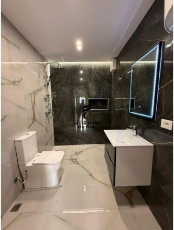 ZYRE ME QERA 45 M2 RRUGA E ELBASANIT 40.000 LEKE FH-69595