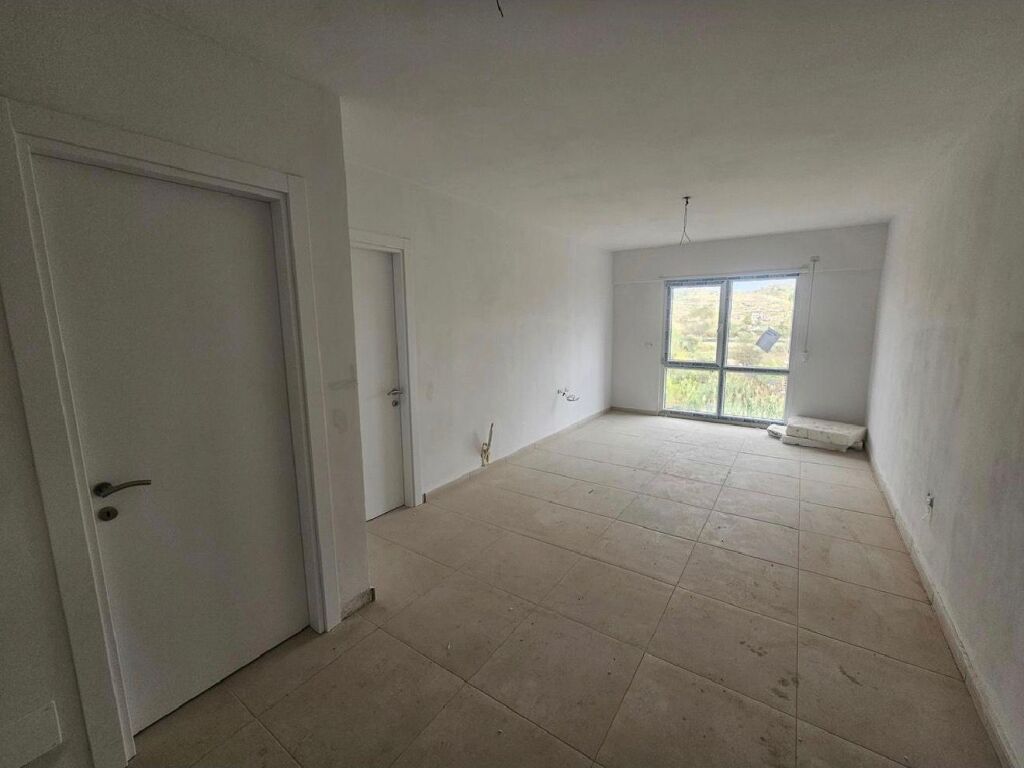 VENDESI APPARTAMENTO GOLEM -L'appartamento si trova presso la Residenza Adriatik