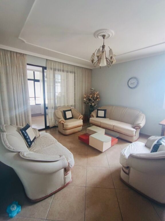 Affitto | Apartament 2 + 1 | Kinostudio | 450 €/mese