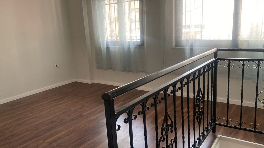 Apartament 2+1 me Qera – Bulevardi i Ri, Rruga Jordan Misja ✨🏡