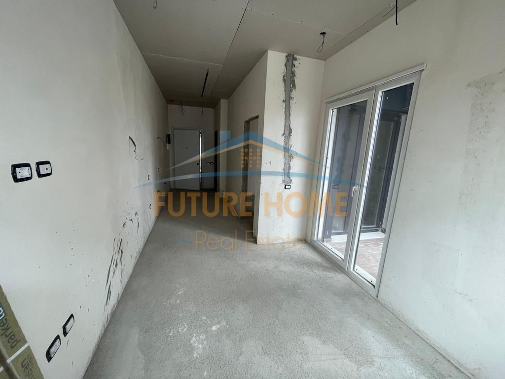 Shitet, Apartament 1+1, Henke Residence, Tiranë.