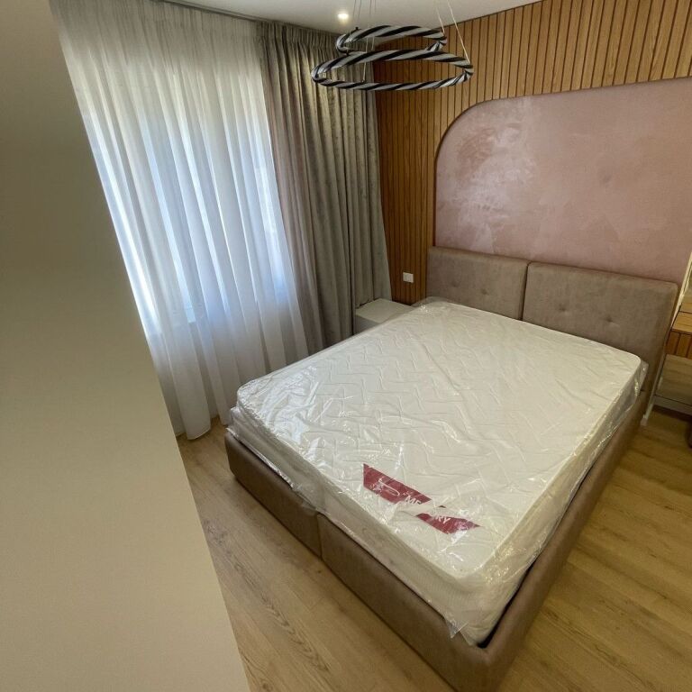 🏡 Appartamento 1+1 + Posto Auto in Affitto – Bulevardi i Ri (Via Karl Gega) 📍