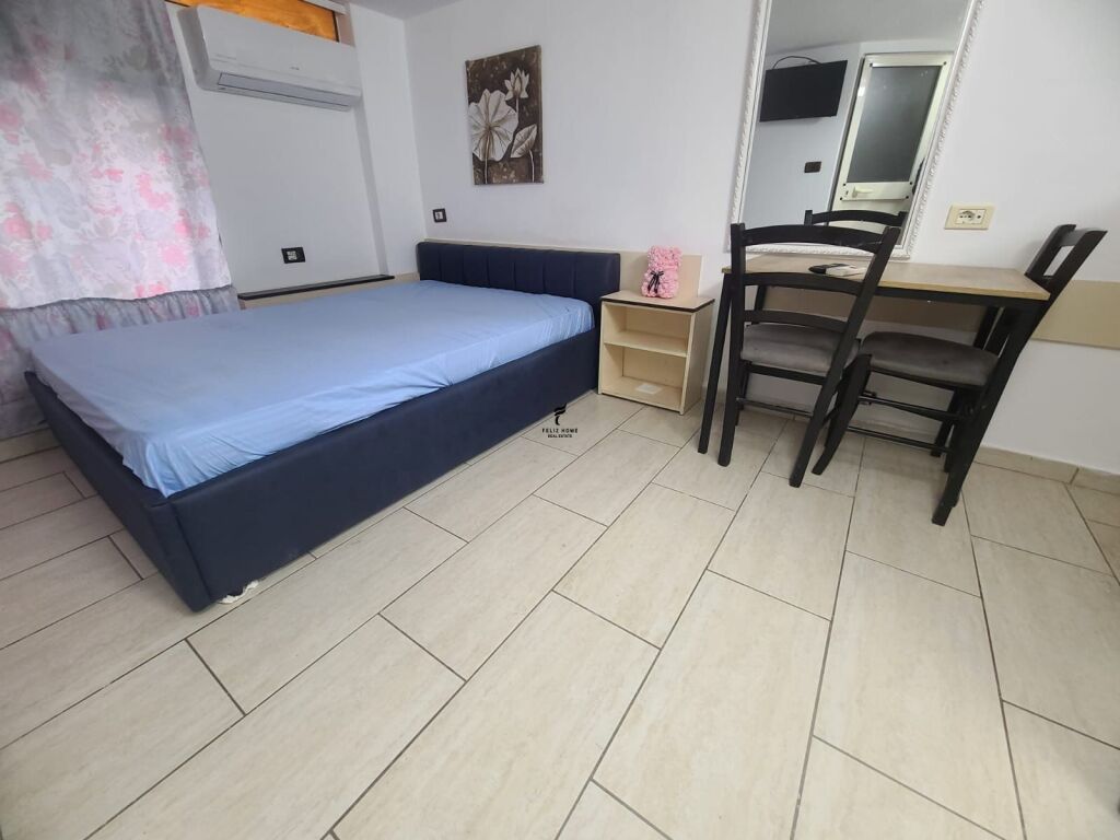 GARSIONERE ME QERA 40 M2 5 MAJ 32.000 LEKE FH-69659