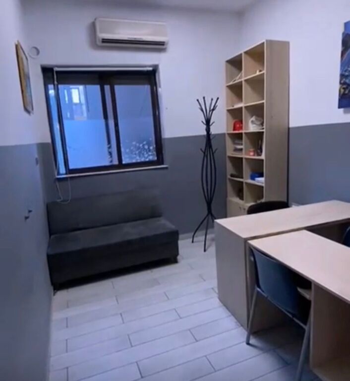 Ambient zyrash me qira prane LSI ne Bllok