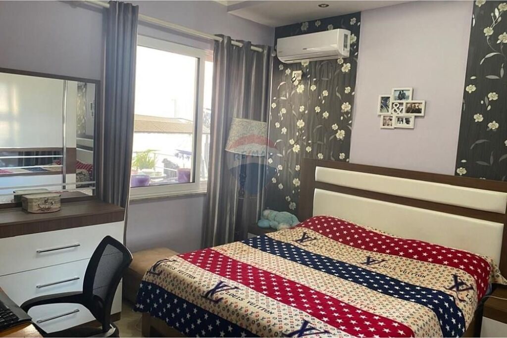 Shitet Apartament ngjitur me Restorant Freskun