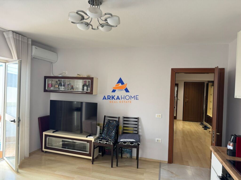 AFFITTASI APPARTAMENTO 2+1+BALCONE " ISH GARDA " 600 EURO