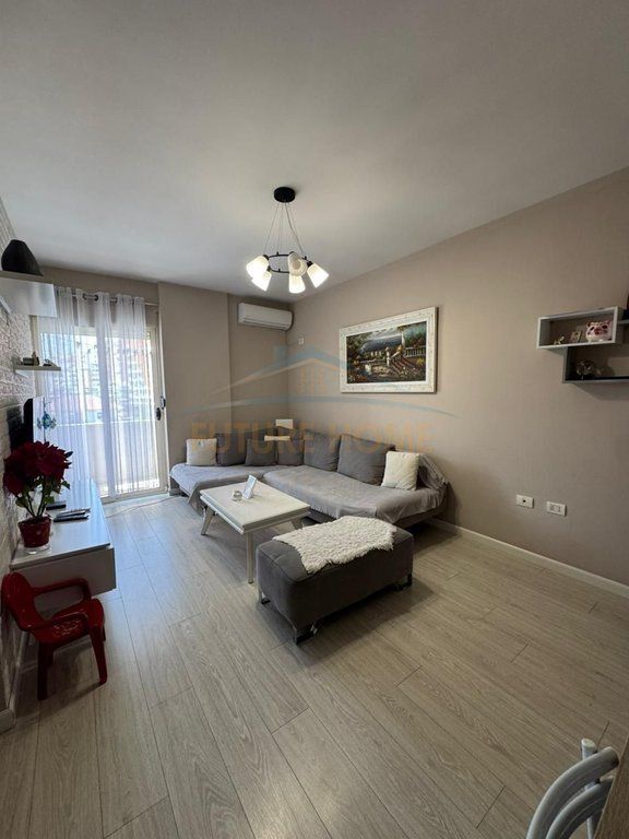 Shitet, Apartament 1+1, Fabrika e Miellit, Tirane 119,000 €