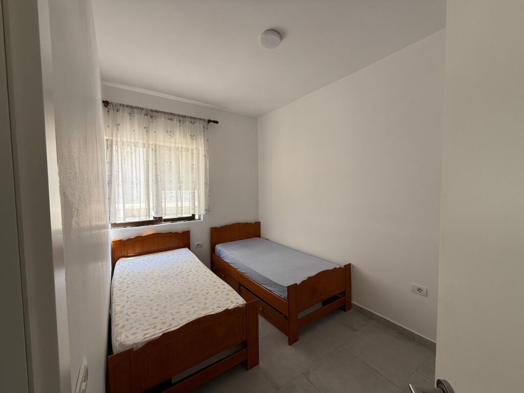Apartament 1+1 me qera tek Big Market ne 5 Maj