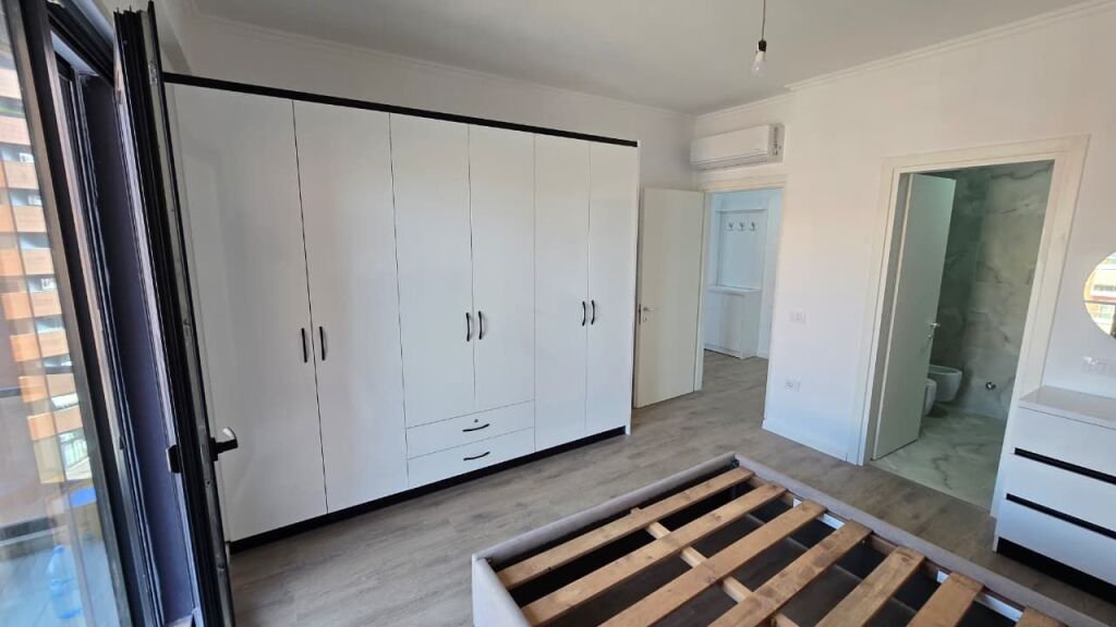 Apartment 2+1+parking space for rent at the New Ring in Tirana