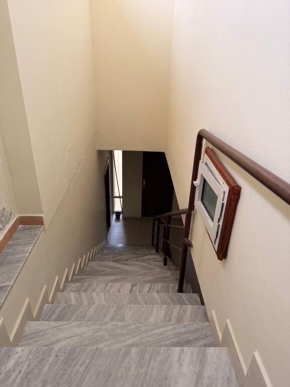 SHITEN 2 APARTAMENTE + SUPER VERANDË ME PAMJE DETI + GARAZH I MBYLLUR