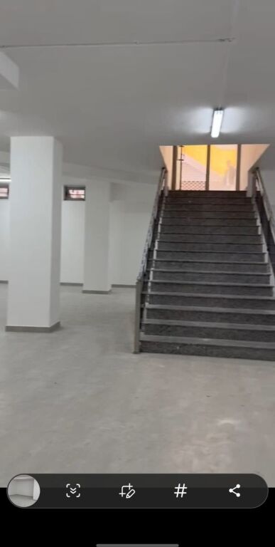 Jepet me Qera ose Shitet Ambjent Biznesi Plazh Durres