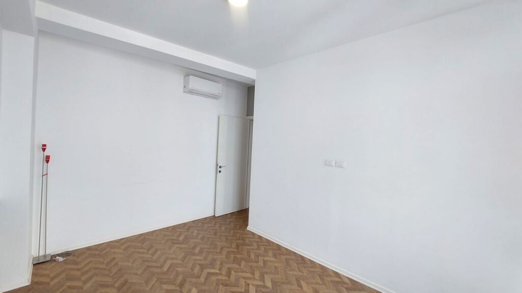 Zyre per qera 90 m2 te Kika 2