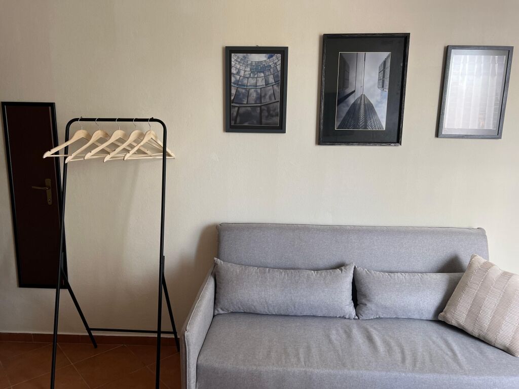 Studio apartment for rent near Elbasanit Street (ID BG171) Tirana