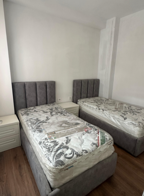 Qera | Apartament 2 + 1 | Paskuqan, Unaza e Re | 500 €/muaj