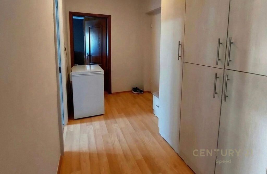 Apartament ne shitje 1+1, Ish Stacioni i Fundit i Tiranes se Re