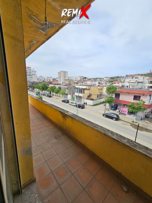 🏢 OBJEKT MULTIFUNKSIONAL PËR SHITJE – BUZË RRUGE KRYESORE, ALEKSANDËR GOGA, DURRËS